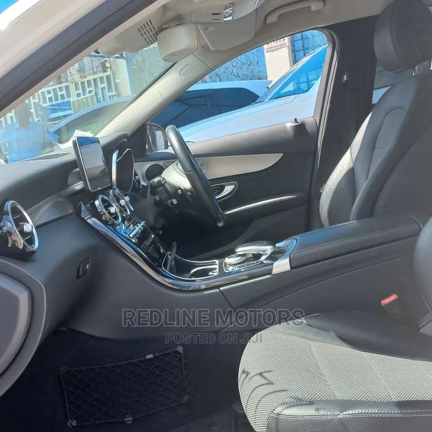 2016 Mercedes-Benz C200 Sport Sedan - Pearl Exterior