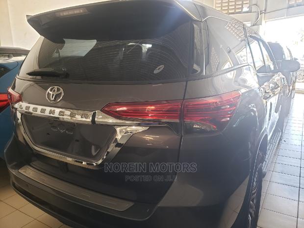 2016 Toyota Fortuner Gray - Off-Road Vehicle