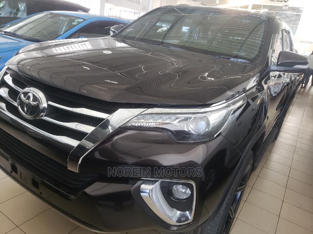 New 2016 Toyota Fortuner - Stylish Gray SUV - Best Deals