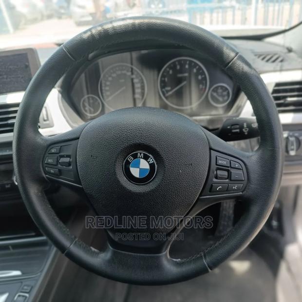 2016 BMW 520i Luxury Sedan - Pearl White