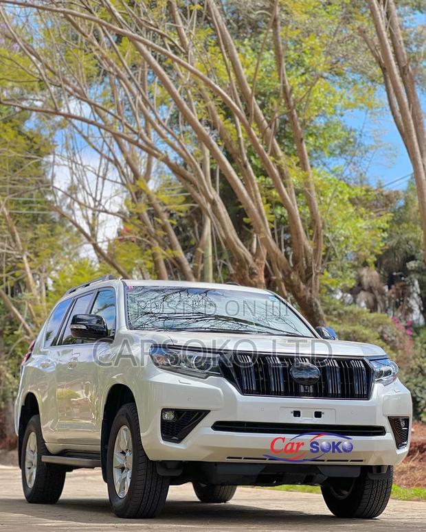 2018 Toyota Land Cruiser Prado 2.8 - White, Powerful, Off-Road SUV