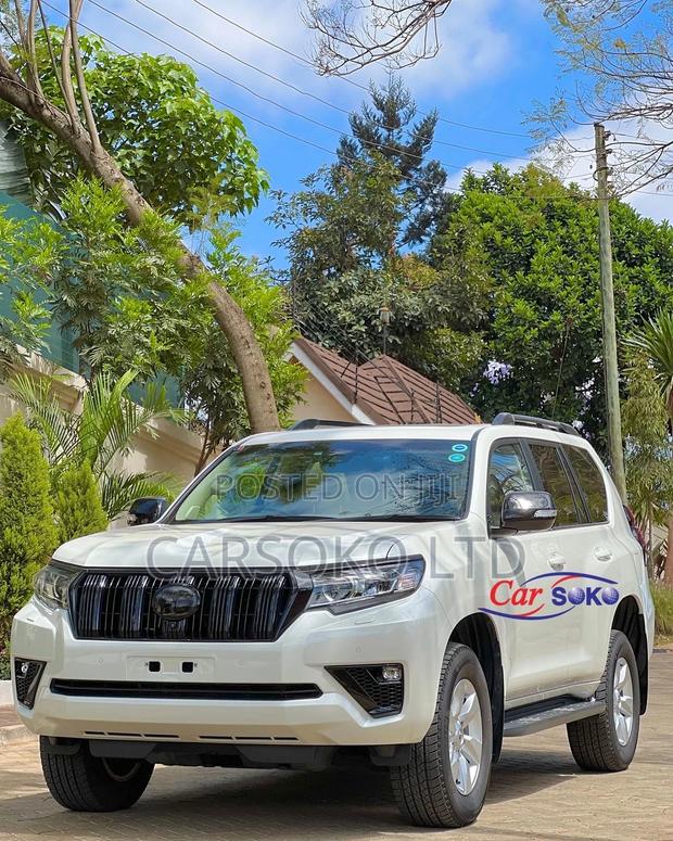 2018 Toyota Land Cruiser Prado 2.8 - White, Powerful, Off-Road SUV