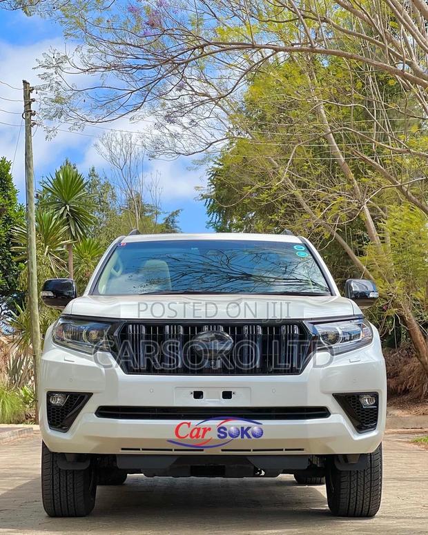 2018 Toyota Land Cruiser Prado 2.8 - White, Powerful, Off-Road SUV