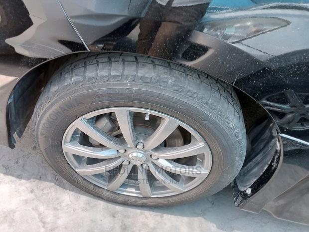 2016 Toyota Estima - Black Edition: High-quality Minivan