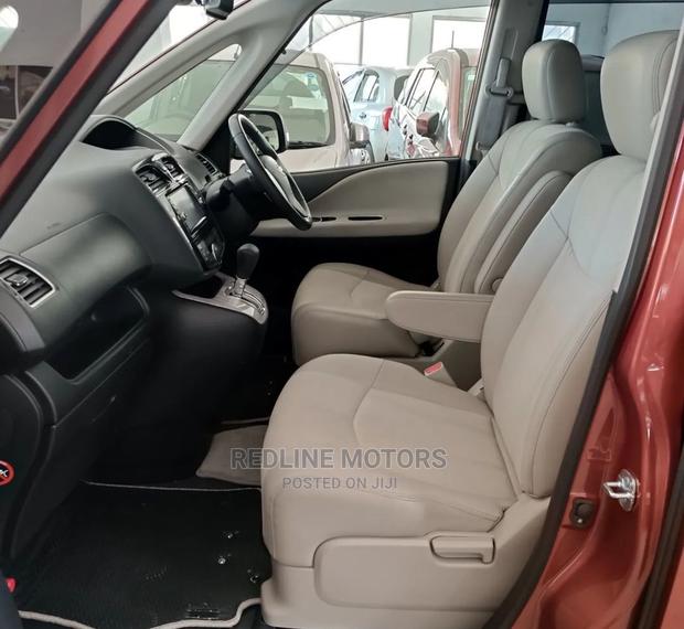 2016 Nissan Serena Red: Premium MPV for Sale