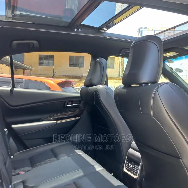 Pearl Edition 2017 Toyota Harrier - Spacious and Stylish SUV