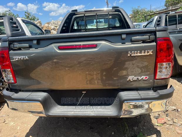 Used 2016 Toyota Hilux: Gray Edition, Power and Style