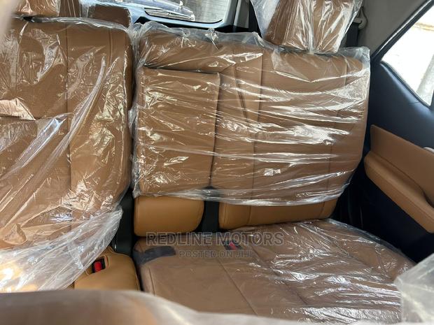 2016 Toyota Fortuner in Silver - Powerful and Stylish SUV for Sale