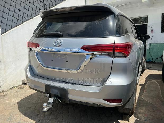 2016 Toyota Fortuner in Silver - Powerful and Stylish SUV for Sale