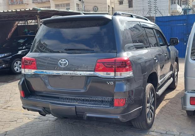 2015 Toyota Land Cruiser 4.5L V8 DSL - Gray - Used Car