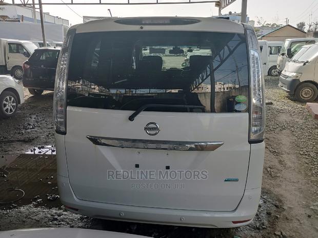 Spacious 2016 Nissan Serena Pearl: Affordable Luxury Minivan
