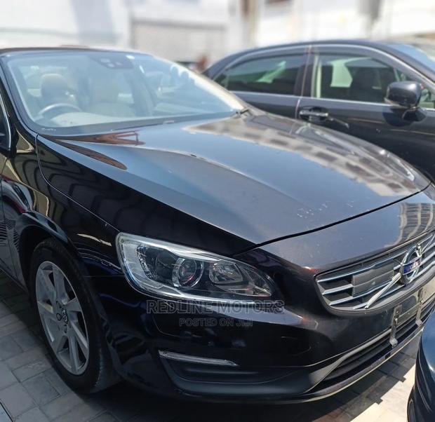 Brown Volvo S60 2016 - Premium Sedan Available
