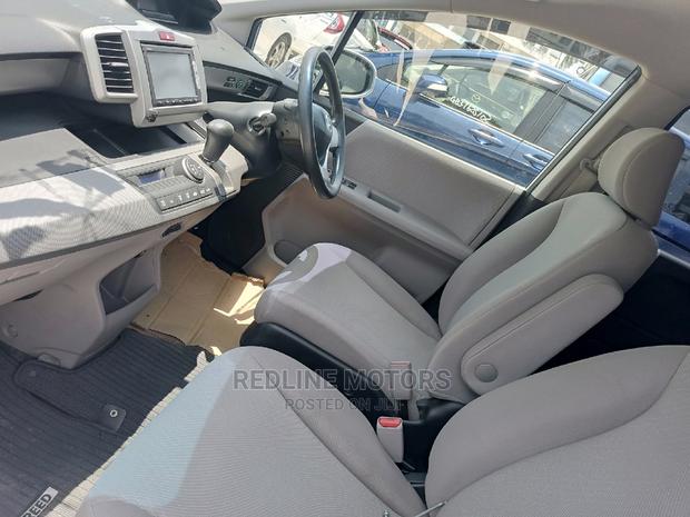 Gray 2017 Honda Freed: Comfortable and Spacious MPV