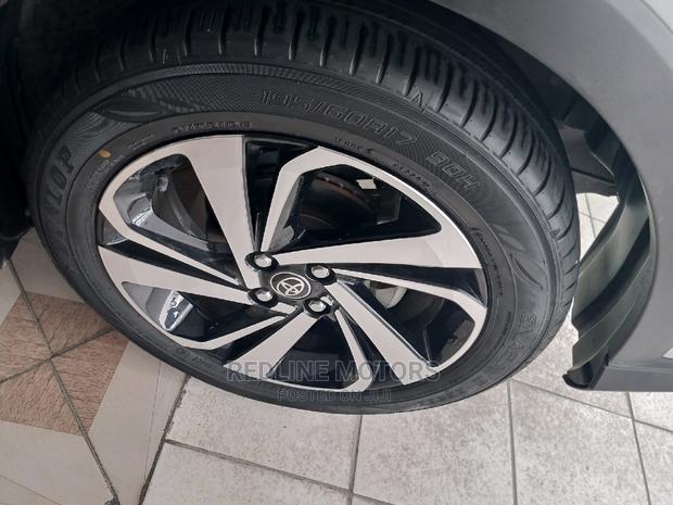 2020 Toyota Raize Gray - Compact SUV for Everyday Use