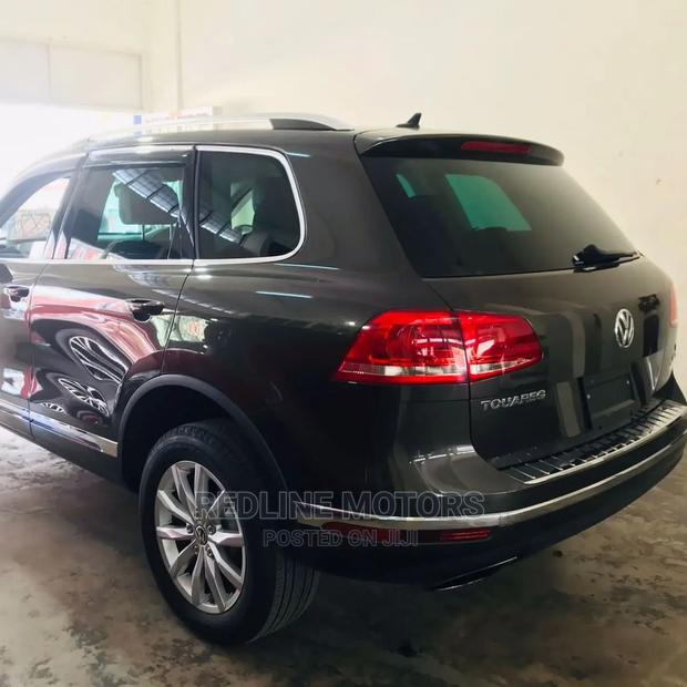2016 Volkswagen Touareg in Brown: High-Quality SUV Available Now