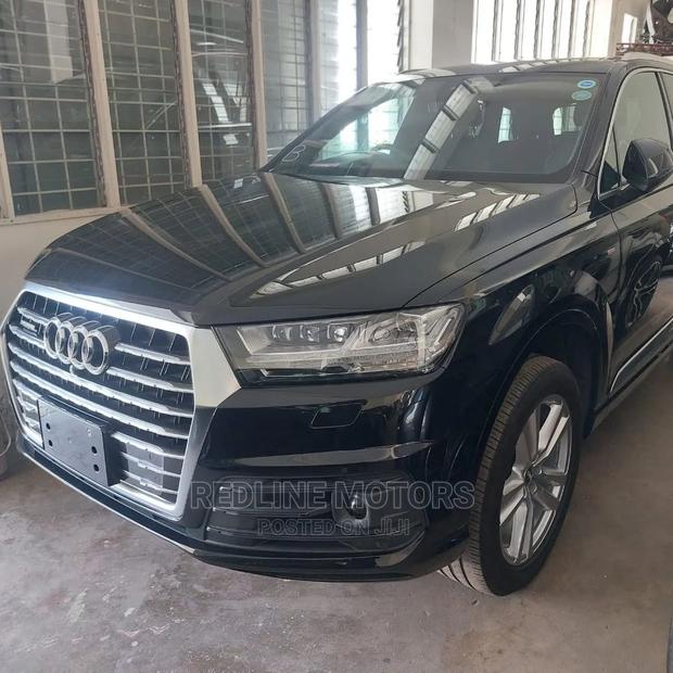 Black Luxury 2017 Audi Q7 3.0T Premium AWD Quattro