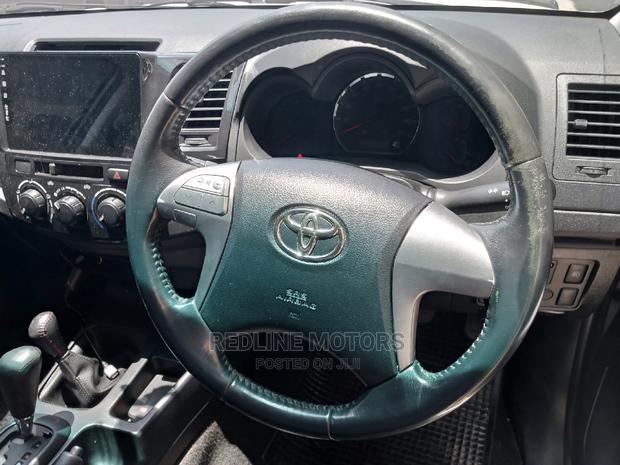 2016 Toyota Hilux in White - Durable and Stylish Pickup