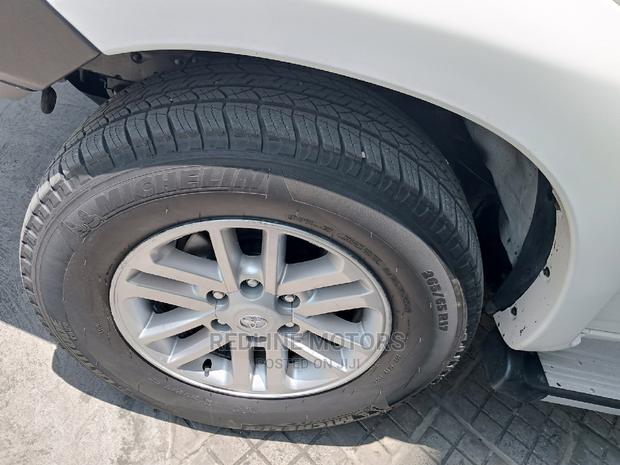 2016 Toyota Hilux in White - Durable and Stylish Pickup