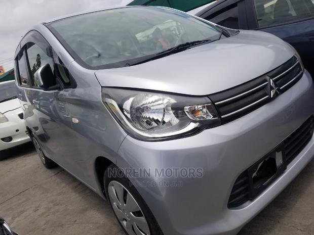 Mitsubishi SpaceWagon Silver 2016 - Modern, Spacious, and Stylish