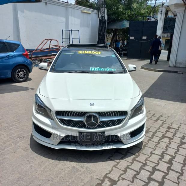 CLA 250 AWD 4MATIC 2016 Mercedes-Benz White Sedan (CLA-Class)