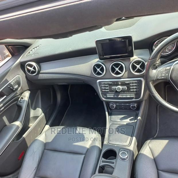 CLA 250 AWD 4MATIC 2016 Mercedes-Benz White Sedan (CLA-Class)