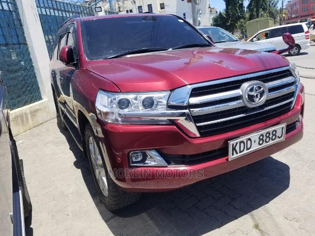 2016 Toyota Land Cruiser in Red - Durable and Reliable Off-Roader