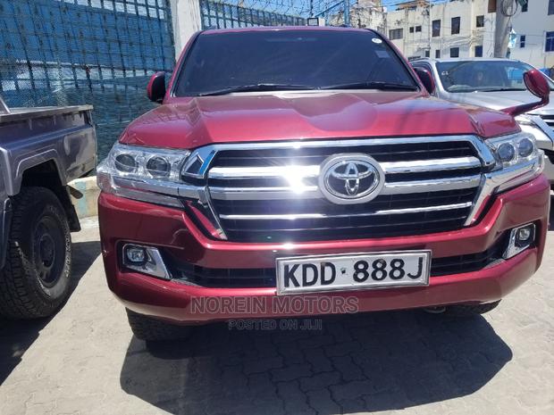 2016 Toyota Land Cruiser in Red - Durable and Reliable Off-Roader