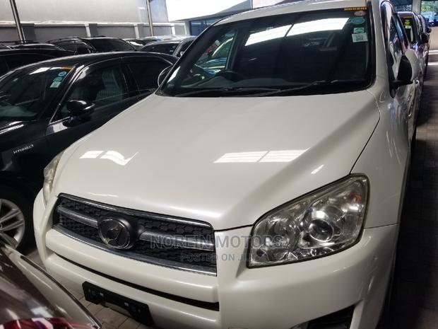 Pre-owned 2015 Toyota RAV4 LE 4dr SUV - White - 2.5L 4cyl 6A