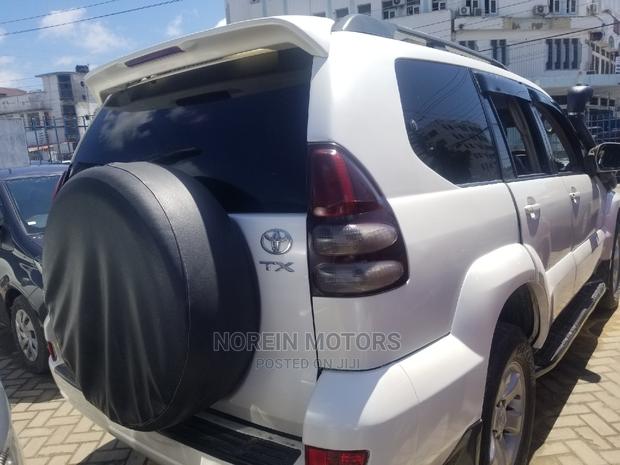 2012 Toyota Land Cruiser Prado White - Capable and Comfortable