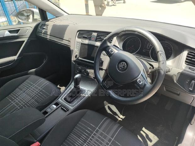 Volkswagen Golf 2015 White