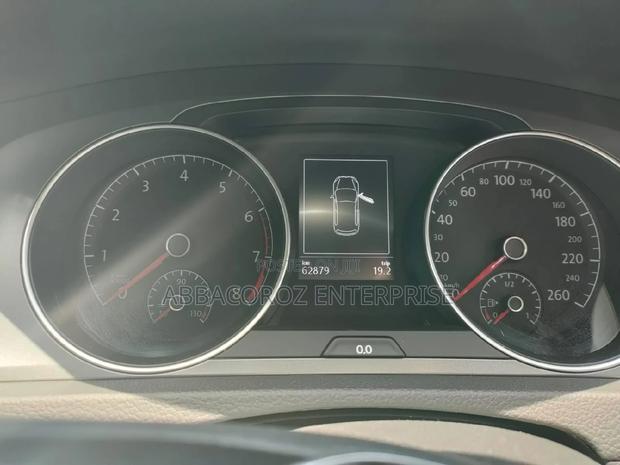 Volkswagen Golf 2015 White