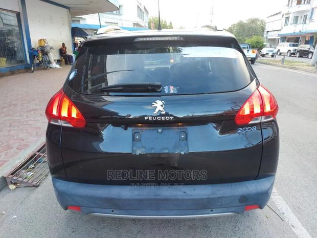 Black Peugeot 2008 2016 - Compact SUV for the Style-Conscious