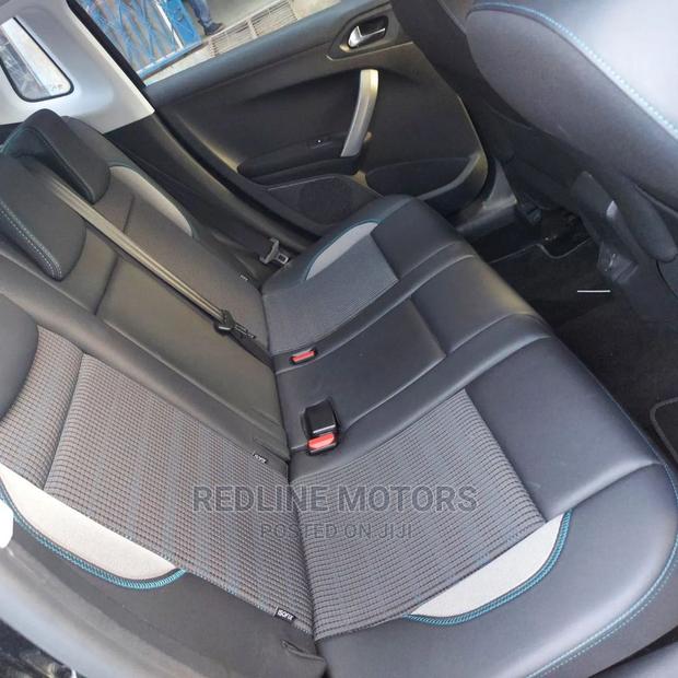 Black Peugeot 2008 2016 - Compact SUV for the Style-Conscious
