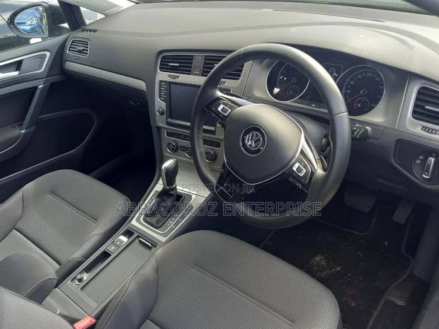 Volkswagen Golf 2015 Blue
