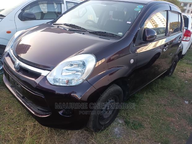 Toyota Passo 1.0 AWD 2015 Purple