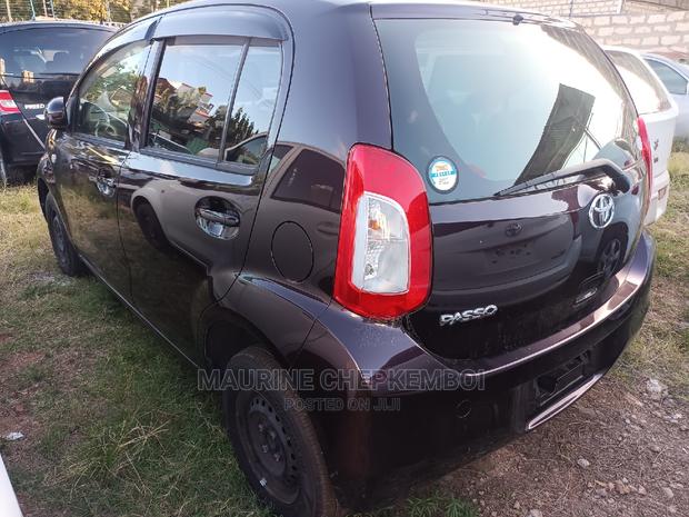 Toyota Passo 1.0 AWD 2015 Purple