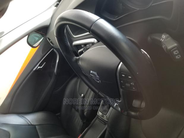 2015 Volvo V40 T5 AWD White Used Car Available