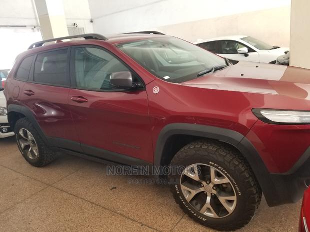Used 2015 Jeep Cherokee Red - Competitive Price SUV