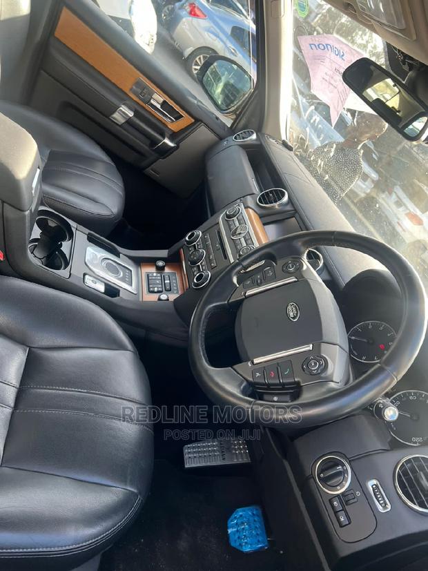 2016 Land Rover Discovery SUV in Brown - Used Brown