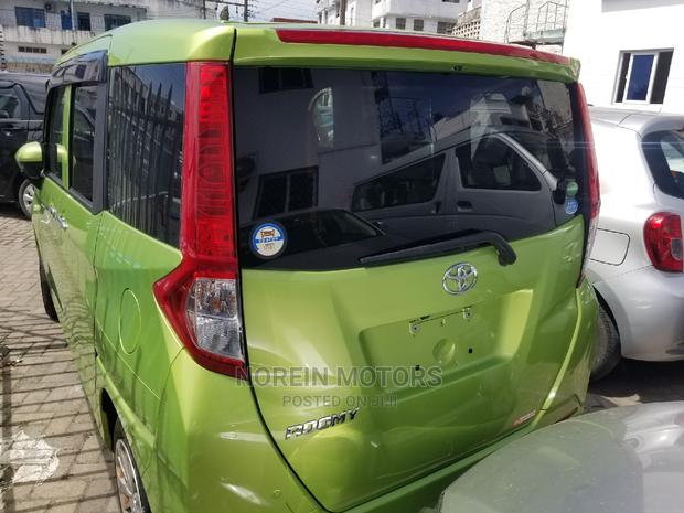 2016 Toyota Roomie 1.0 FWD Green: Comfortable and Practical Drive