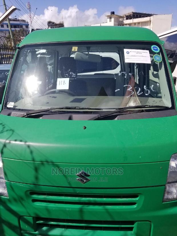 2015 Suzuki Every Wagon in Green: Affordable and Stylish