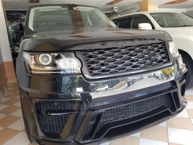 2016 Black Land Rover Range Rover Vogue - Premium Edition