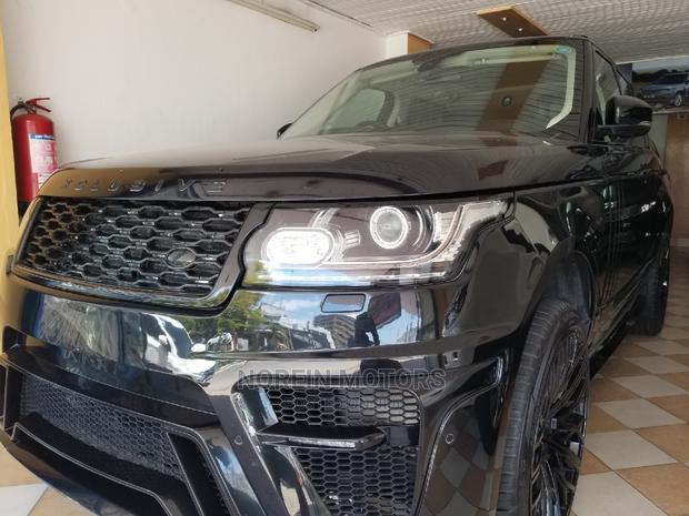 2016 Black Land Rover Range Rover Vogue - Premium Edition