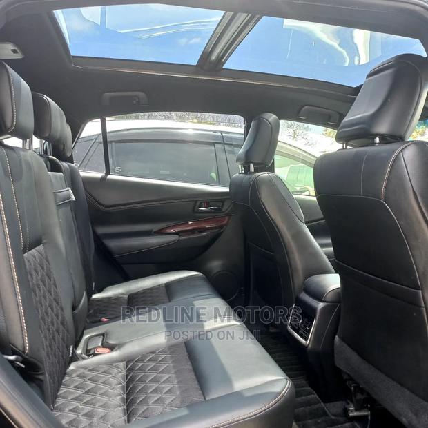 Black 2016 Toyota Harrier 2.0 - Classy SUV at Your Doorstep