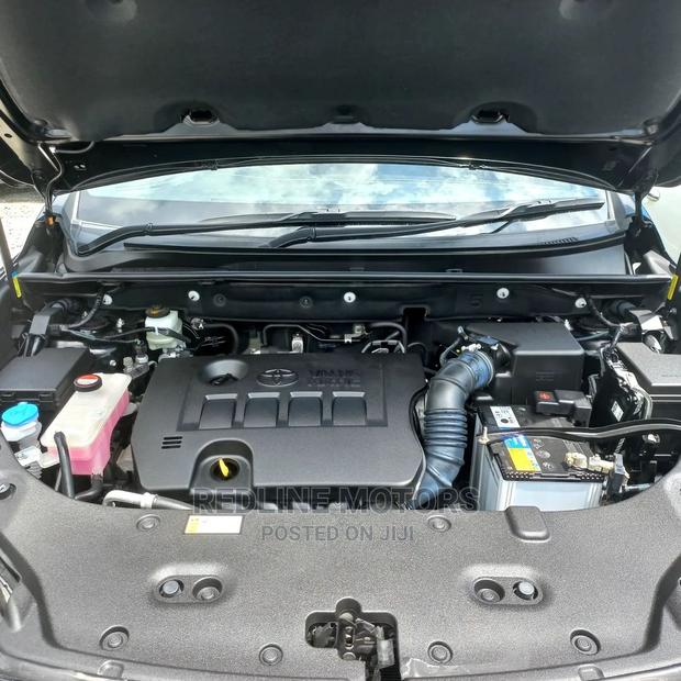 Black 2016 Toyota Harrier 2.0 - Classy SUV at Your Doorstep