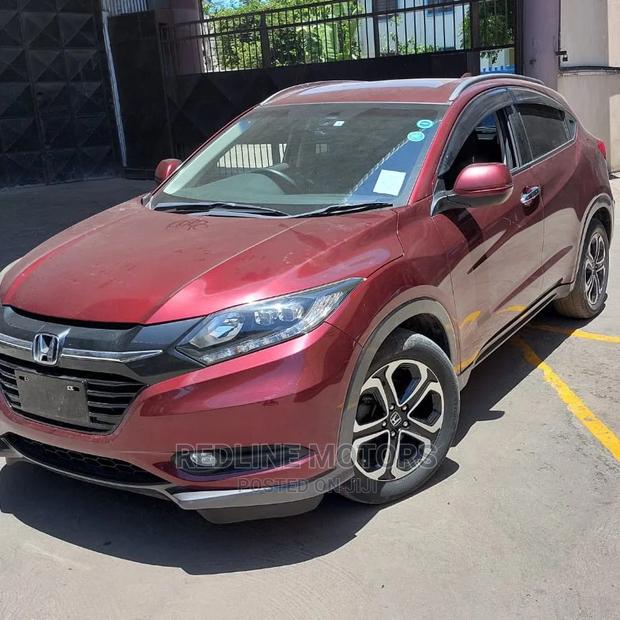 Honda Vezel 2016 1.5L 2WD - Red, Immaculate Condition