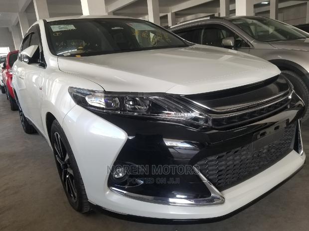 Quality 2015 Toyota Harrier 2.0 4WD White - Used SUV for Sale