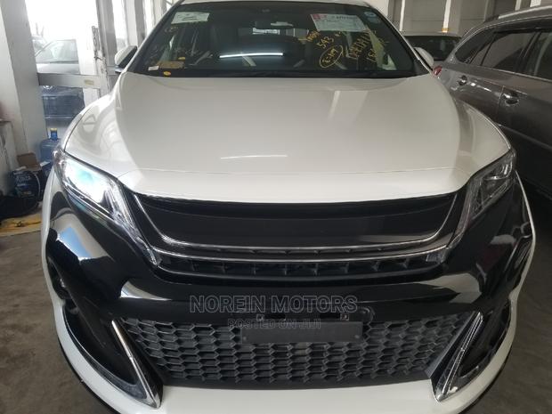 Quality 2015 Toyota Harrier 2.0 4WD White - Used SUV for Sale