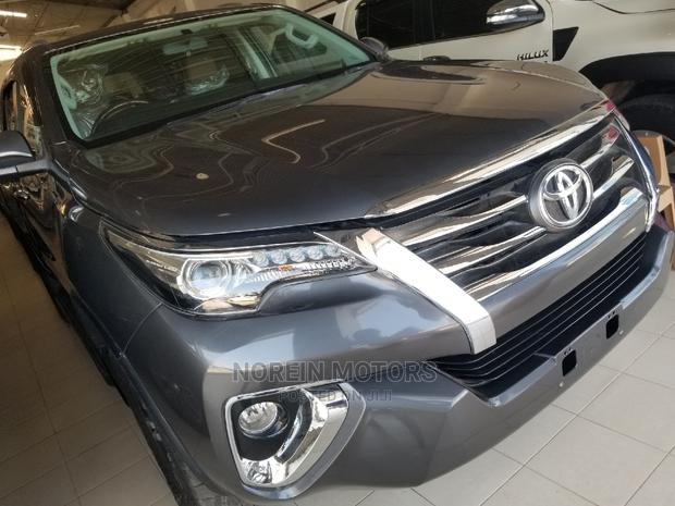 2017 Toyota Fortuner 2.5D AWD in Gray: Unleash Your Adventurous Side