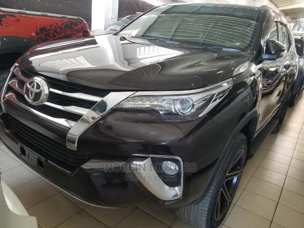 2016 Toyota Fortuner 2.8 D AWD - Black Sporty Edition
